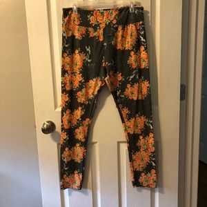 Lularoe Bambi Leggings